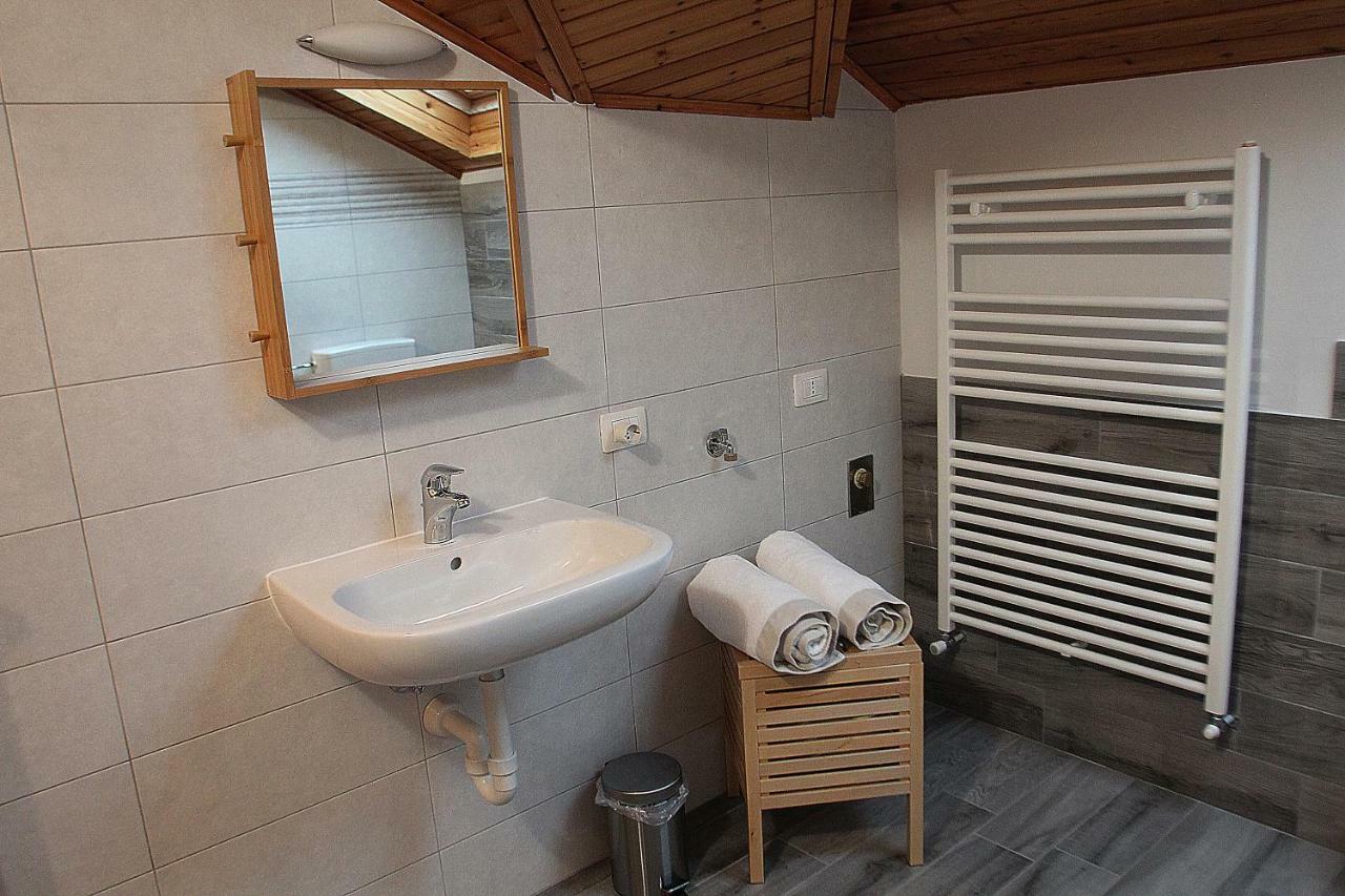 La Tegola Bed & Breakfast Como Luaran gambar